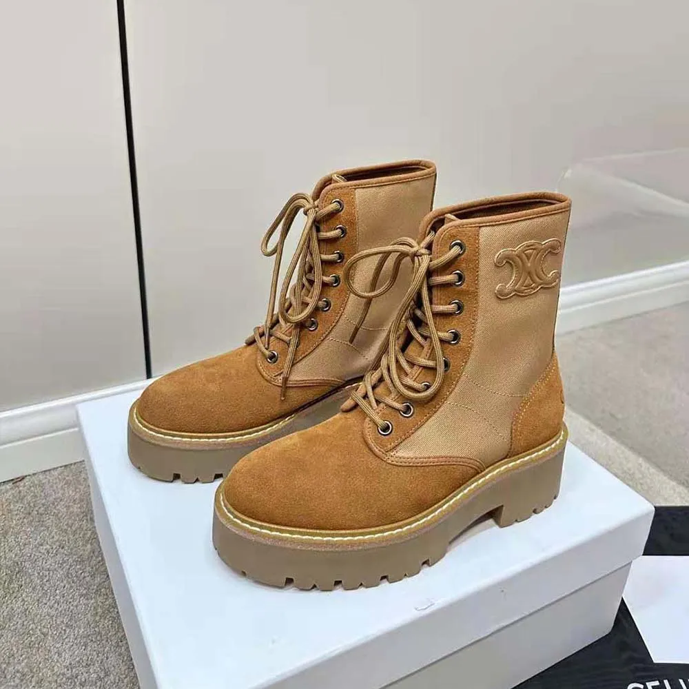 Bota Voluminosa con Cordones para Mujer Celine con Triomphe en Nailon y Piel de Becerro Ante
