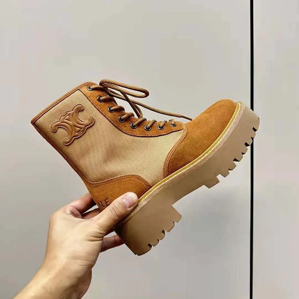 Bota Voluminosa con Cordones para Mujer Celine con Triomphe en Nailon y Piel de Becerro Ante