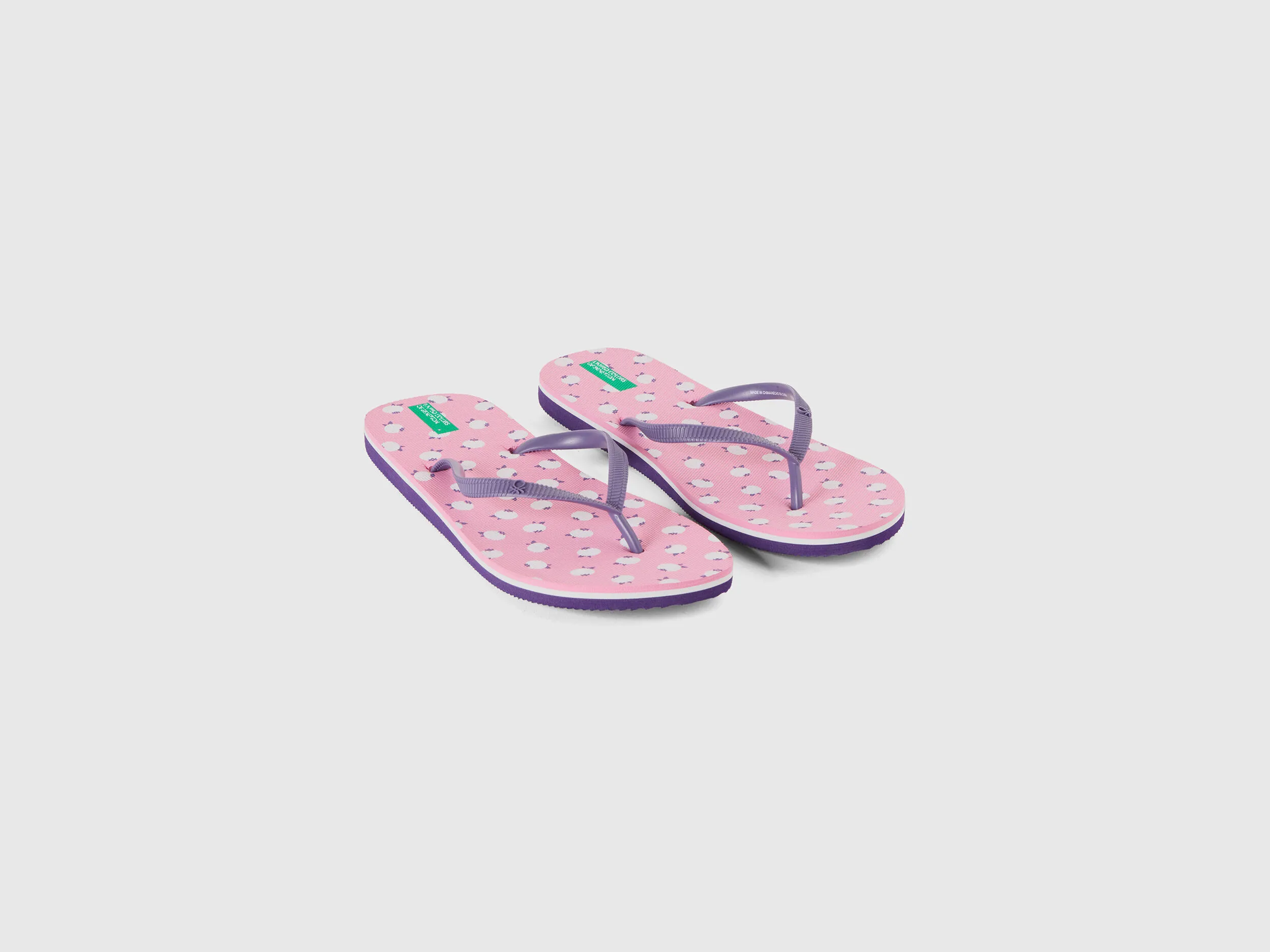 Chanclas con estampado de arándanos