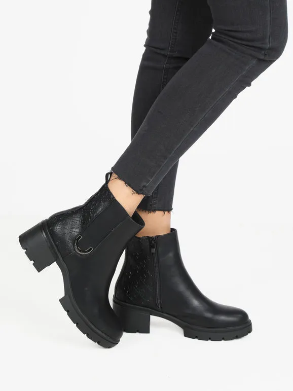 Gian Marco Venturi Botines de mujer con tacón y plataforma.