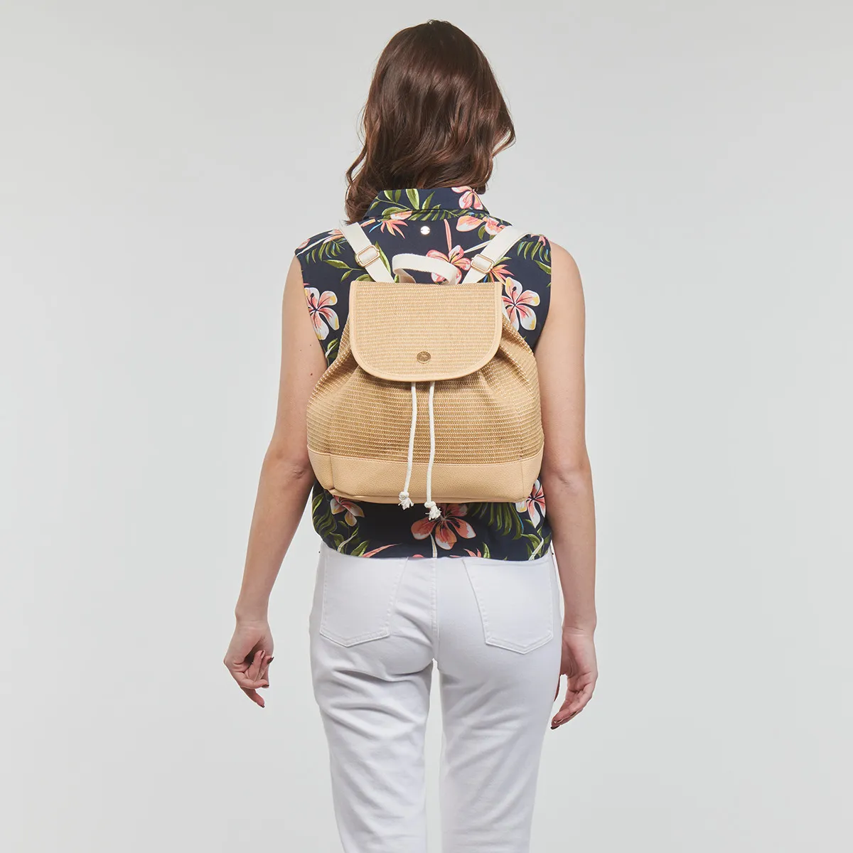 ISLAND KEY BACKPACK