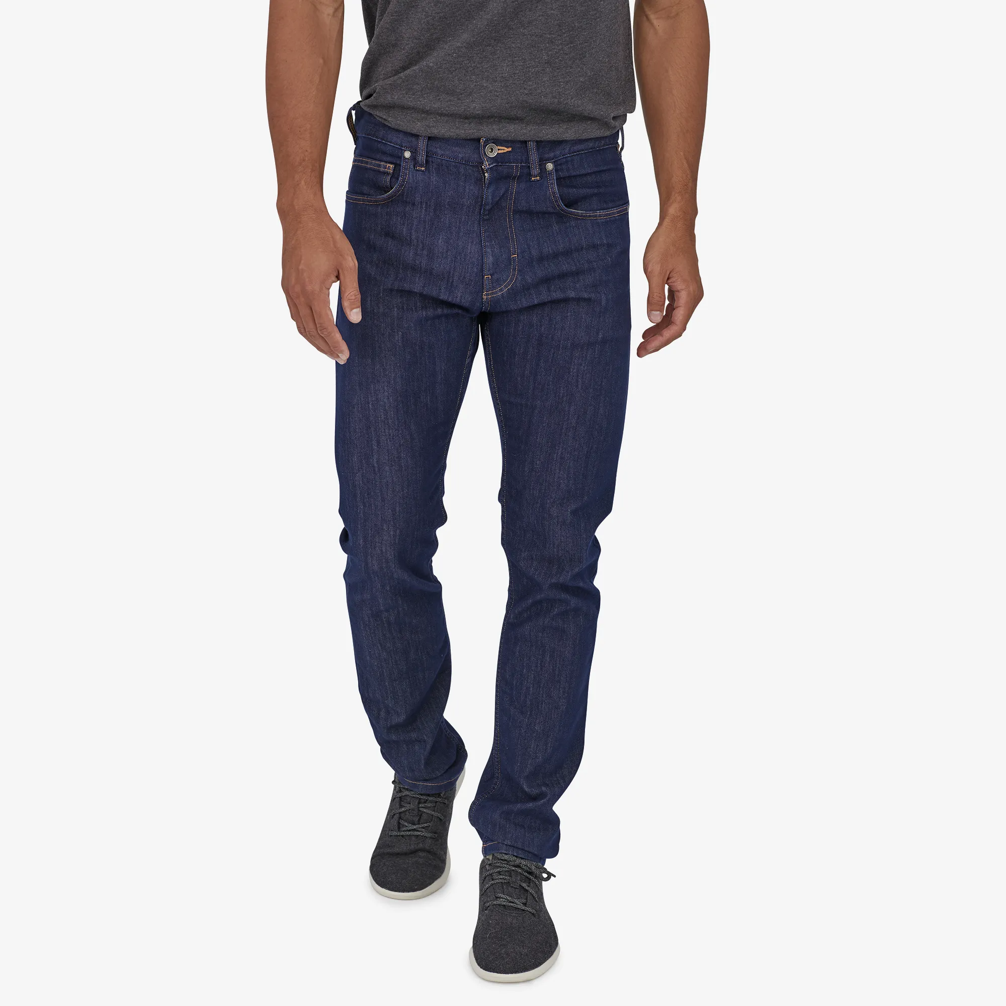 JEANS HOMBRE CALCE RECTO PERFORMANCE STRAIGHT FIT JEANS  REGULAR