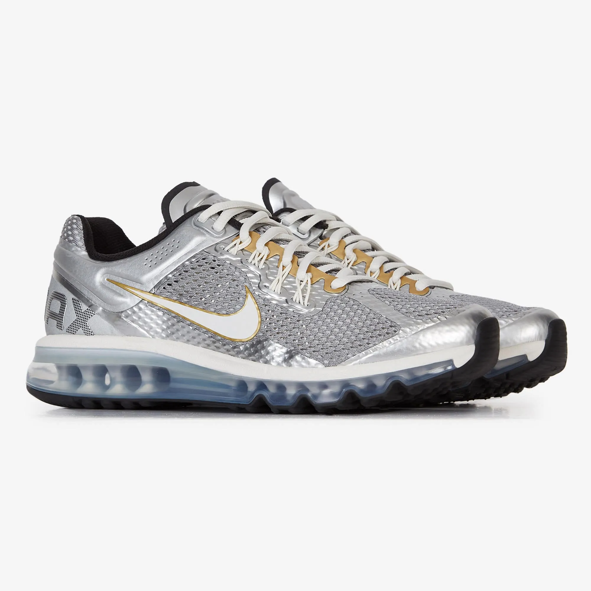 NIKE AIR MAX 2013