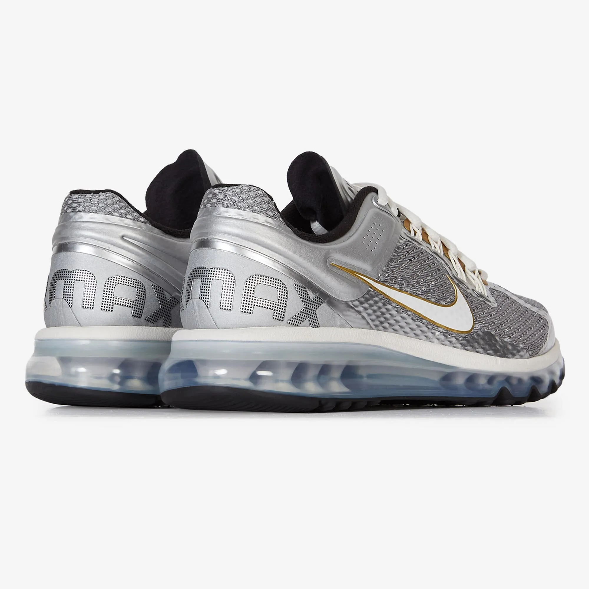 NIKE AIR MAX 2013