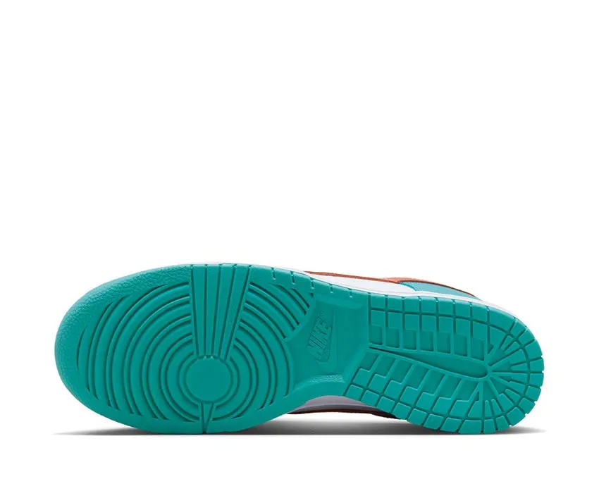 Nike Dunk Low Retro