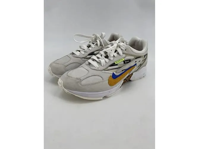NIKE Entrenadores T.UE 42.5 paño Gris 