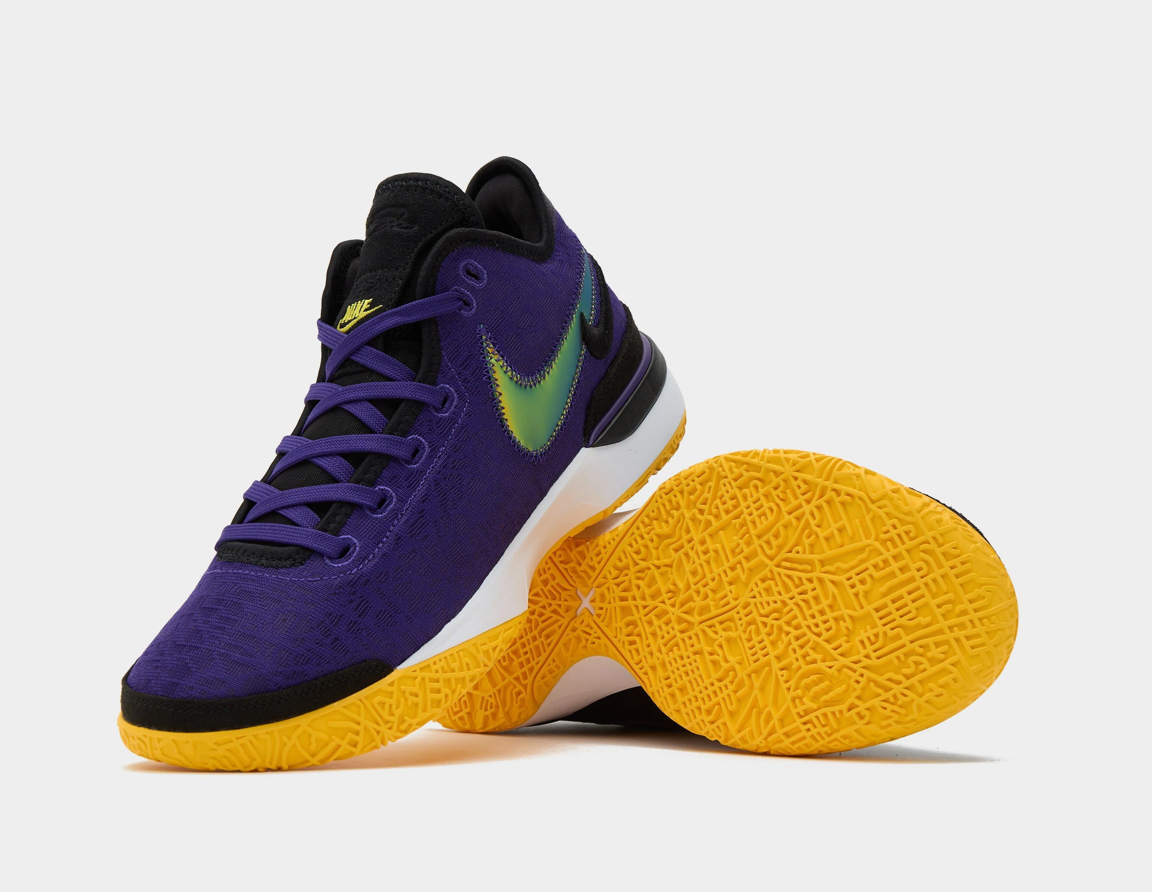 Nike Lebron XXI