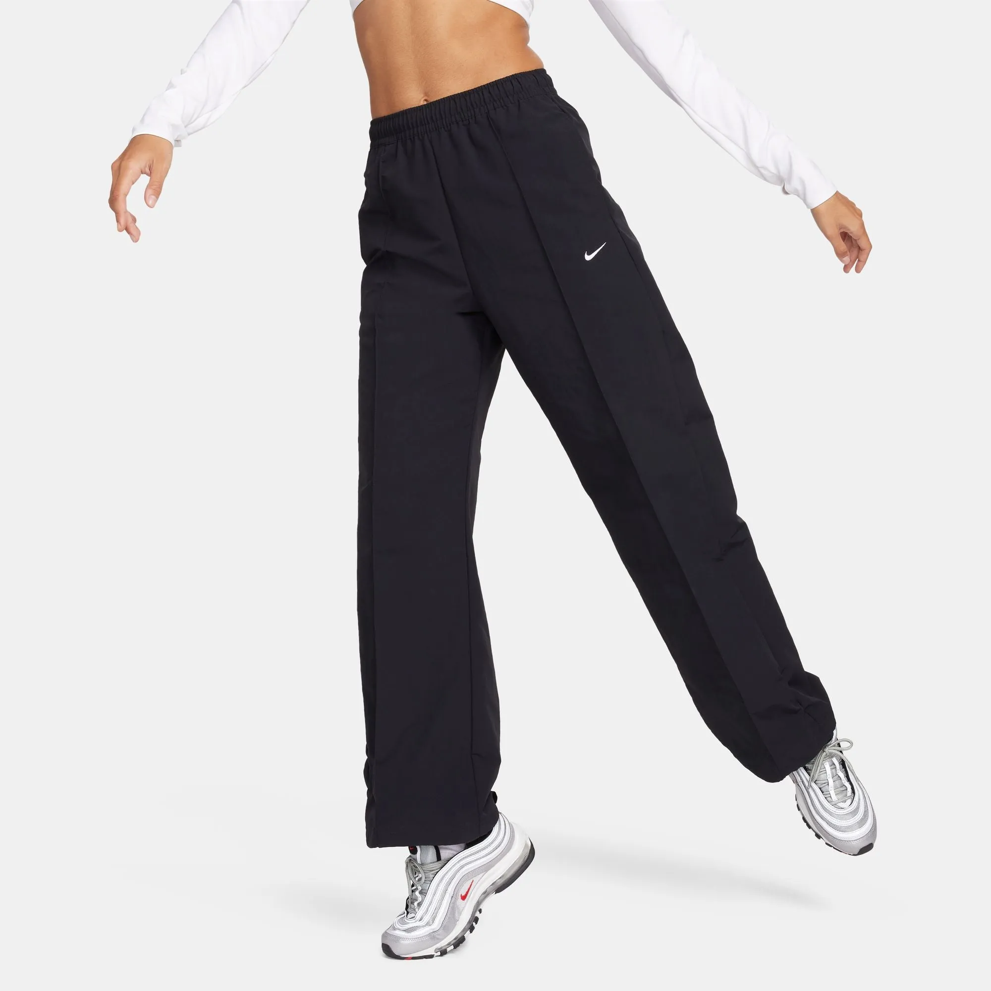 Nike Sportswear Black
