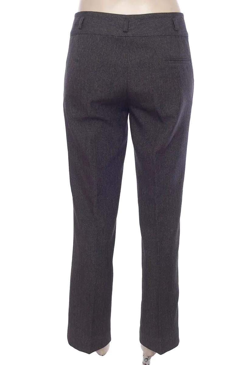 PANTALóN COLOR GRIS  PATRONES