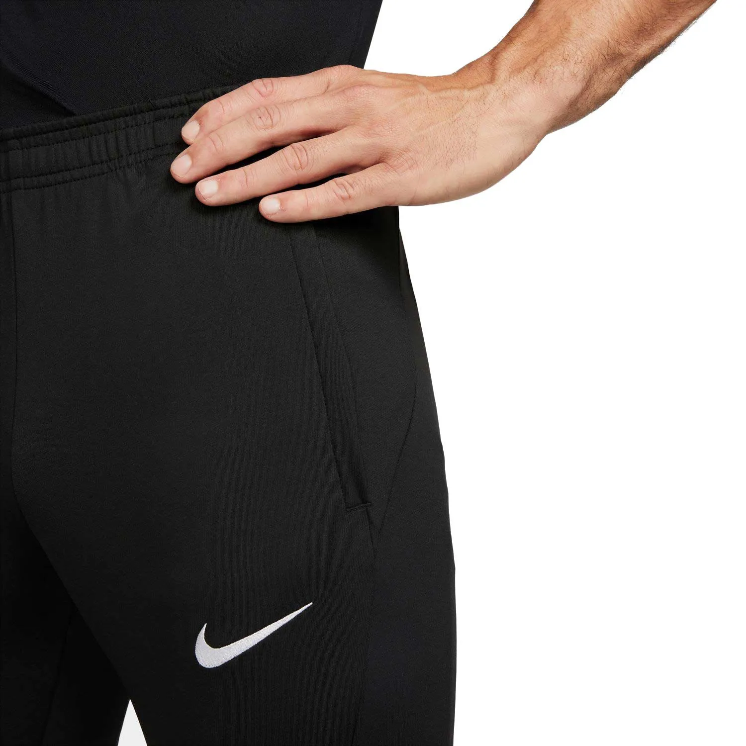 PANTALóN NIKE LIVERPOOL ENTRENAMIENTO DRIFIT STRIKE