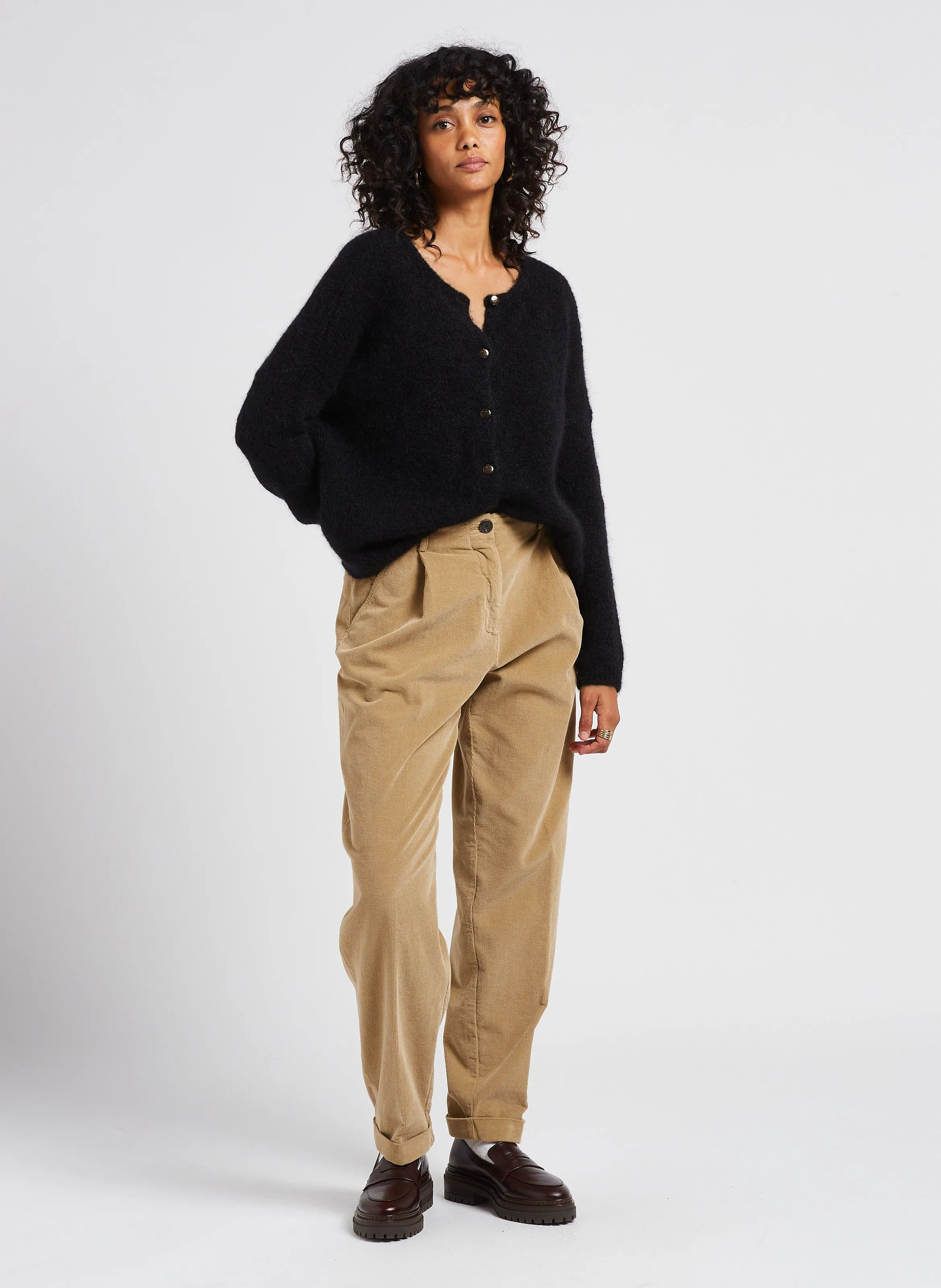 Pantalón tapered de pana de algodón en marron