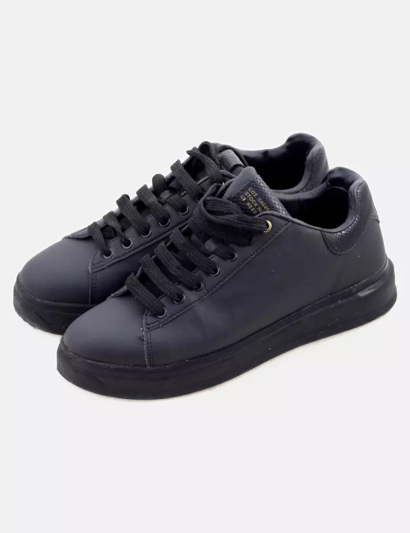 River Island Deportivas