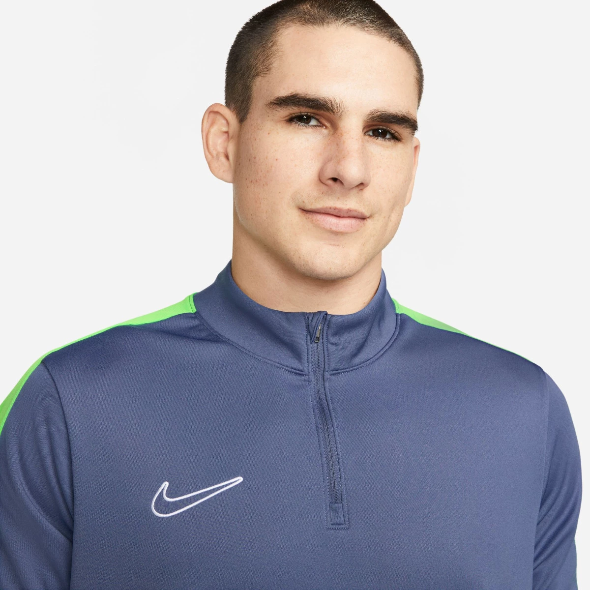 SUDADERA NIKE DRIFIT ACADEMY 23