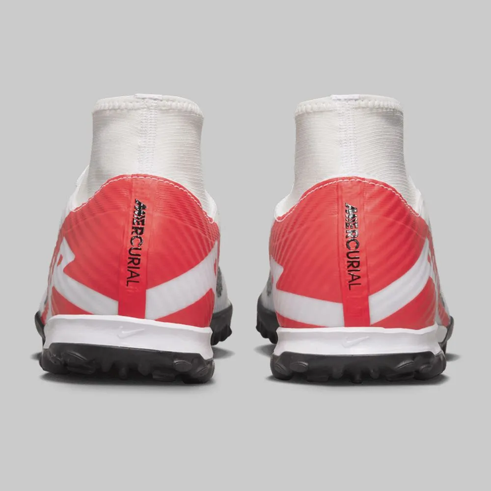 Taquetes Nike Mercurial Superfly 9 Academy TF Hombre