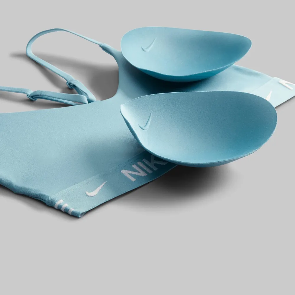 Top Nike Indy Light Support Mujer