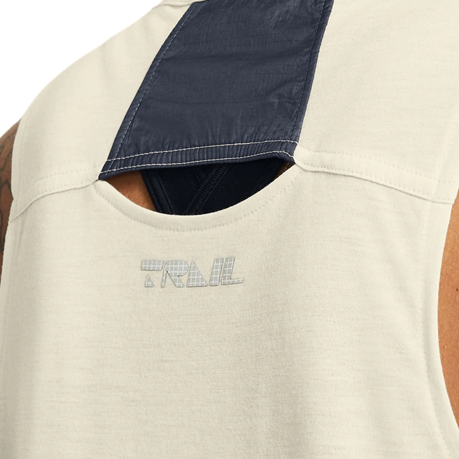 Under Armour Launch Top