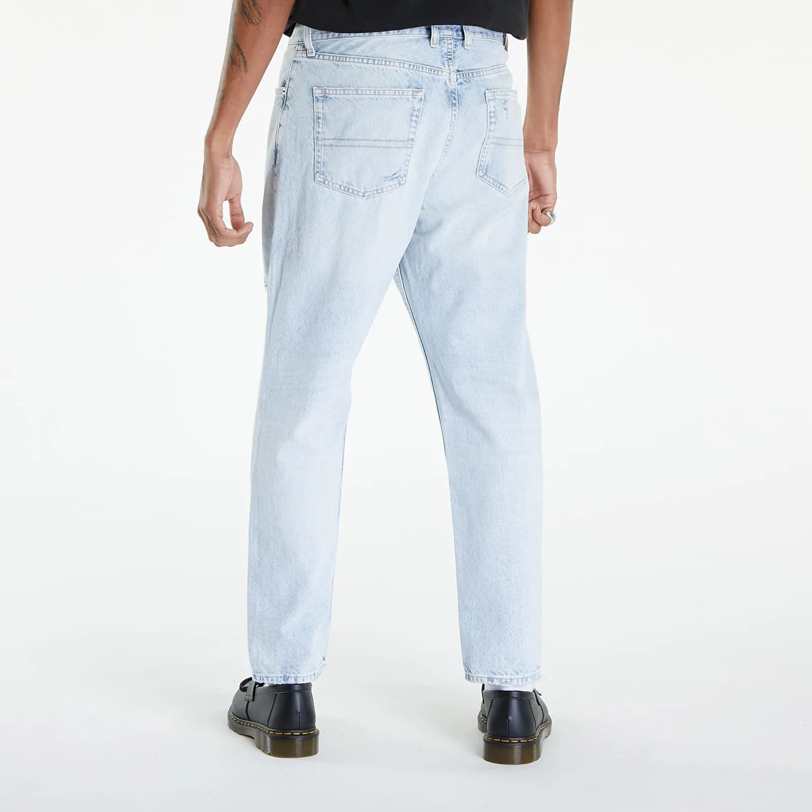 Vaqueros Tommy Jeans Isaac Relaxed Tapered Archive Jeans