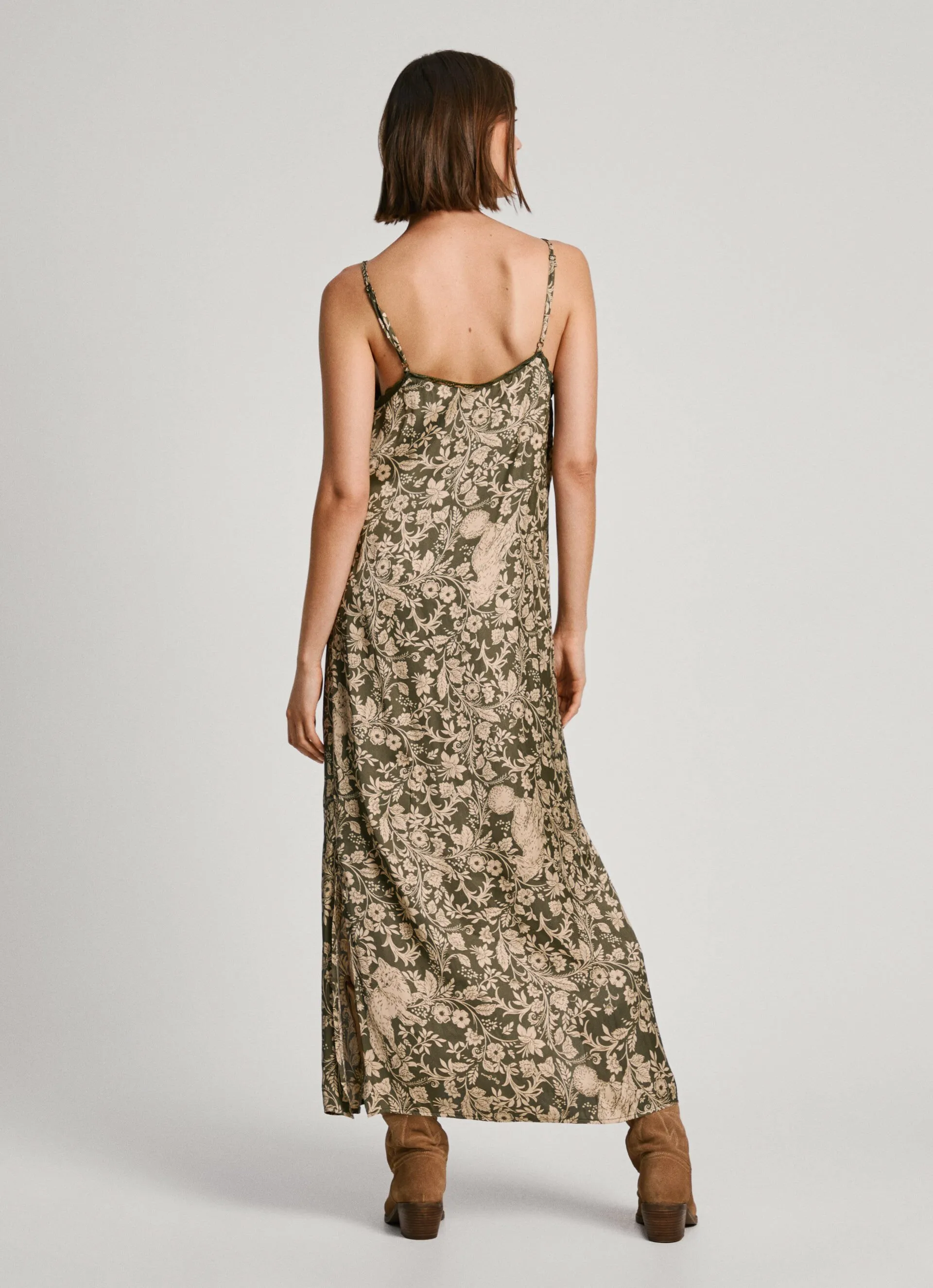 vestido largo estampado floral