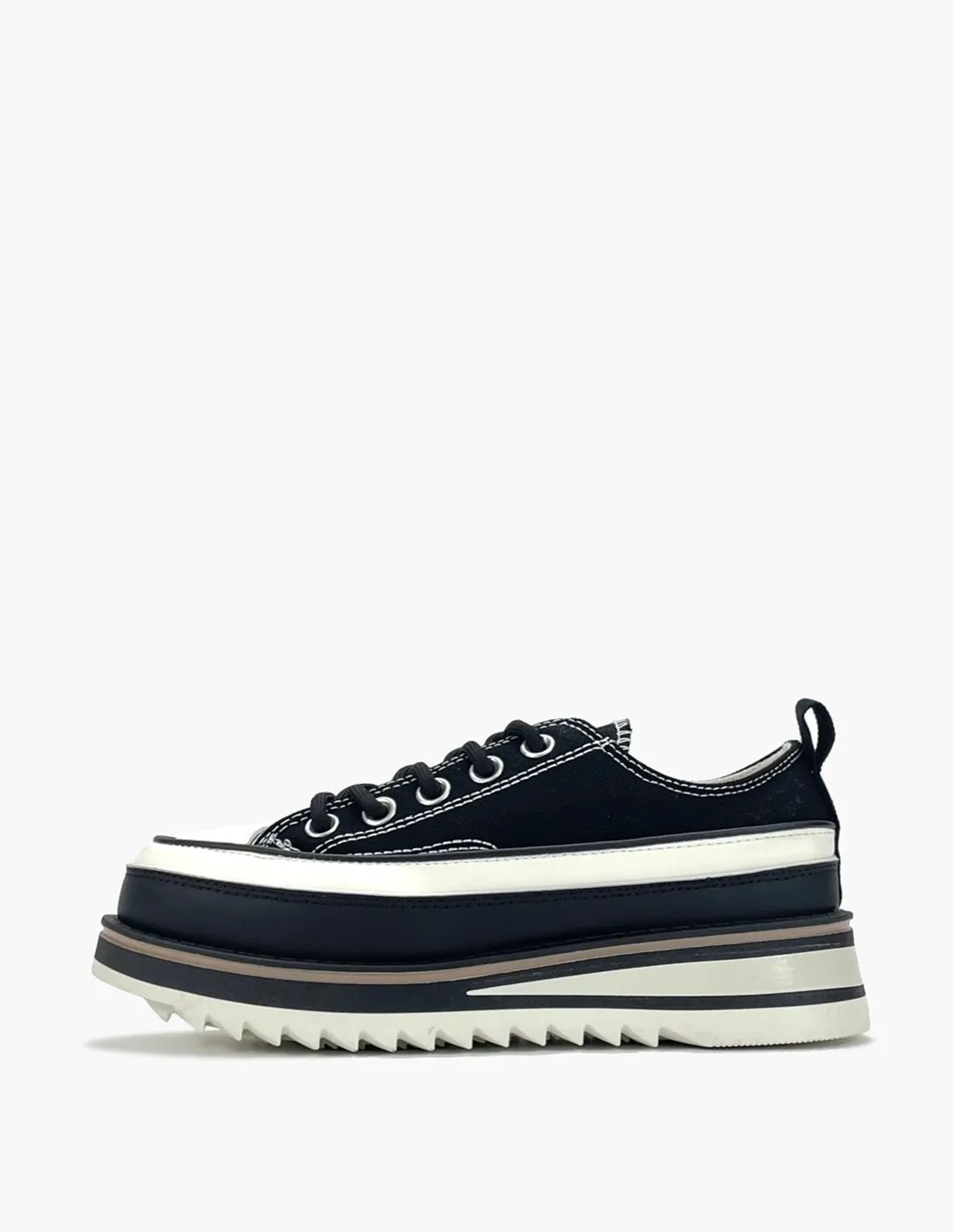 Zapatilla negra new X