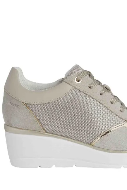 Zapatillas con cuña en piel