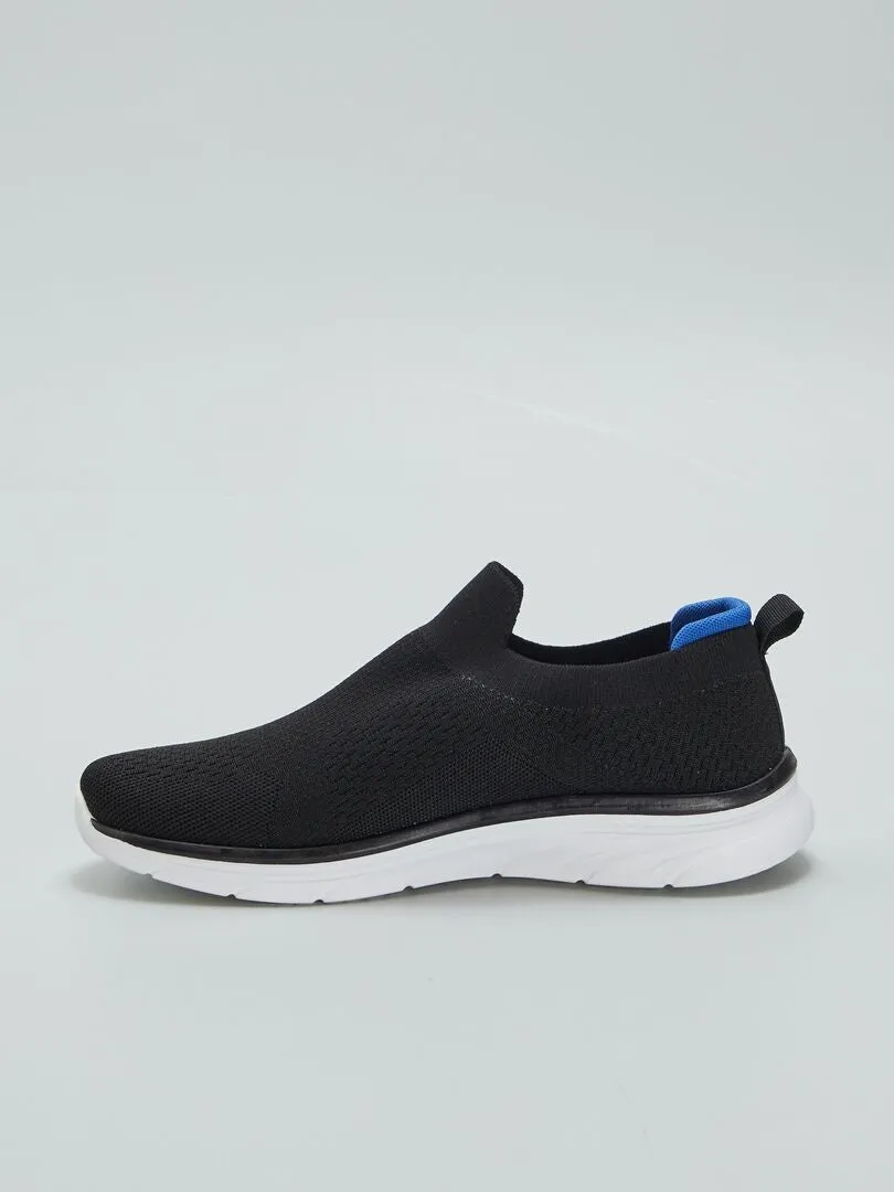 ZAPATILLAS DEPORTIVAS SIN CIERRE  NEGRO
