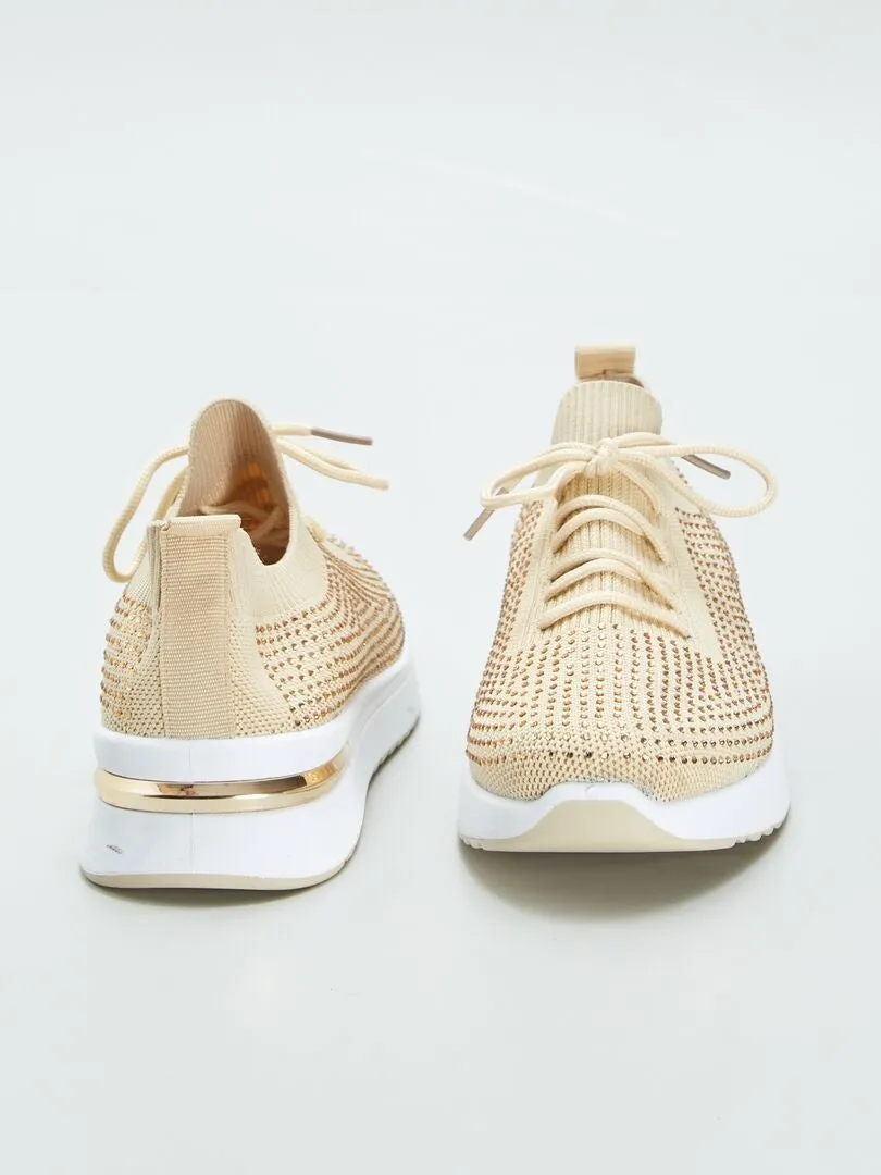 ZAPATILLAS TIPO CALCETíN CON STRASS  BEIGE