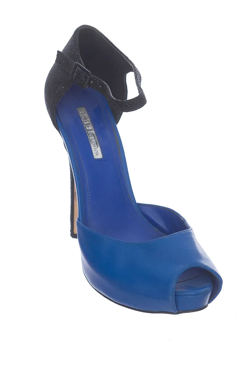 ZAPATOS COLOR AZUL  BCBG
